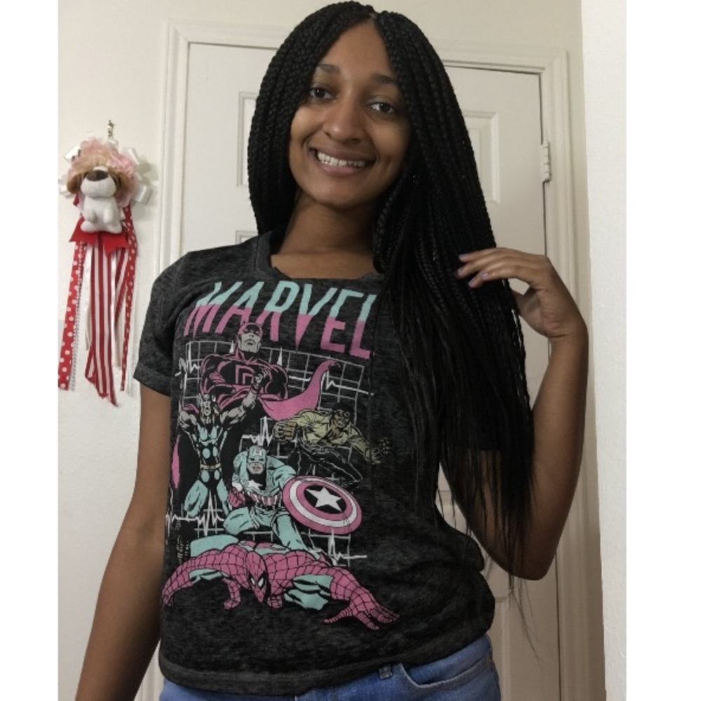 A black Marvel short sleeve shirt